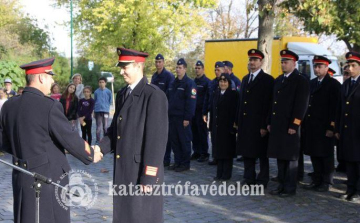 Új gépjárműfecskendővel gazdagodott a paksi tűzoltóság