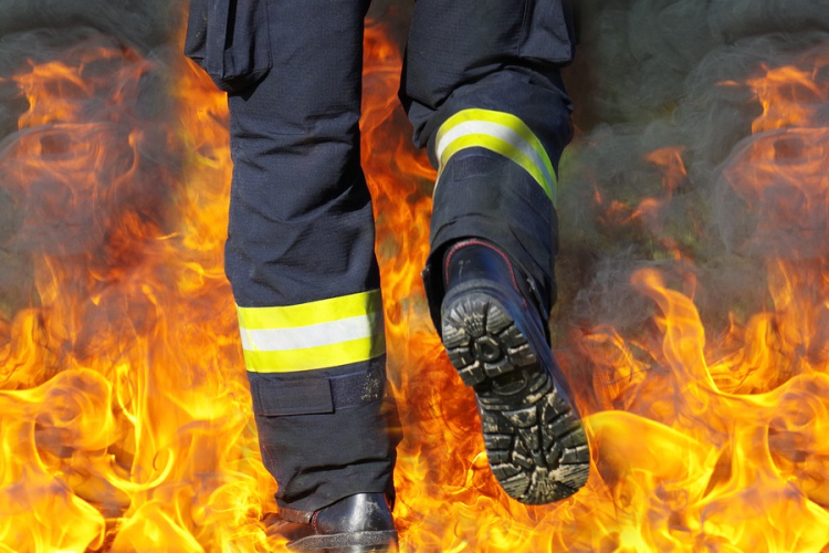 A tűzmegelőzésre figyelmeztet az adventi időszakban a katasztrófavédelem