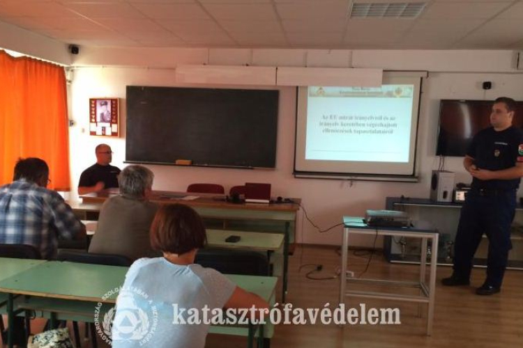 Konferencia az aratás tűzvédelméről