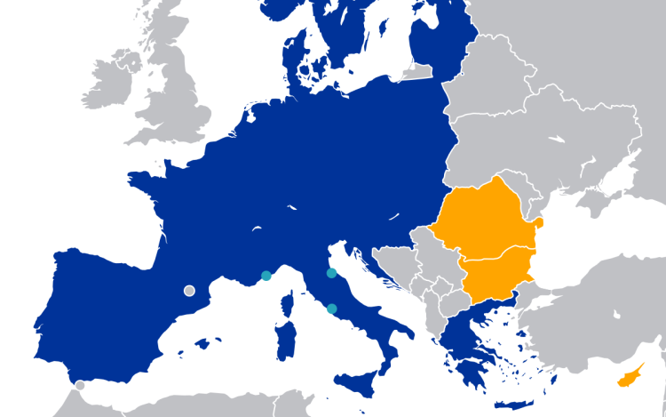 Az EP szerint Bulgáriának és Romániának az év végéig csatlakoznia kell a schengeni térséghez